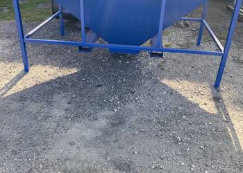 Bufor, kosz zasypowy, zasobnik 2,4 m3