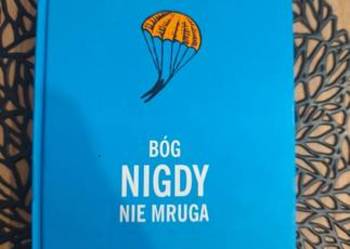 Książka bog nigdy nie mruga
