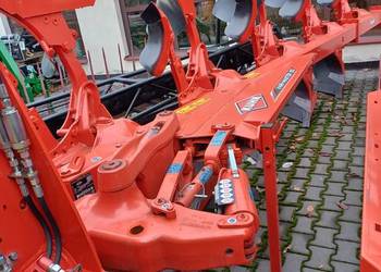 Pług obracalny Kuhn VariMaster 153 5 T