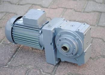 Motoreduktor kątowy 0.18kw. 11,5obr./min.. NORD