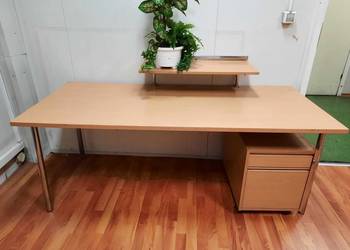 Biurko bardzo duże z nadstawką i kontenerkiem