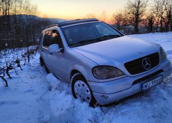 Mercedes Benz ML430 V8 2001 r.