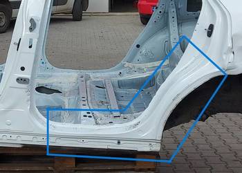 LEXUS RX500H V 5 2023-  PRÓG LEWY TYŁ