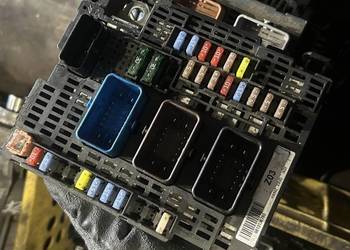 moduł BSM skrzynka Citroen Peugeot 981/313/6780 ZO3