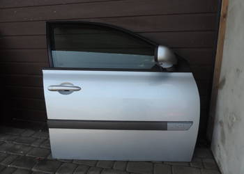 RENAULT MEGANE 2 HB DRZWI PRAWY PRZÓD PRZEDNIE TEB69