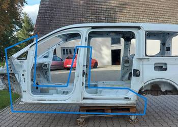 Ford Tourneo Connect III MK3 CADDY 2K7 SŁUPEK ŚRODKOWY LEWY BOK PRÓG