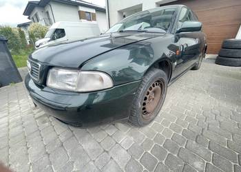 audi a4 b5 benzyna 1,6 samochód na części