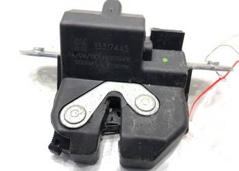 ZAMEK KLAPY TYŁ OPEL CORSA D Hatchback 13317445 06-14