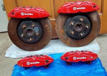 Zaciski Brembo  4 tłokowe z tarczami  kompletne