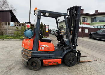 wózek widłowy TOYOTA 6FG18 1800kg podnoszenie 3.70m przesuw 4Y LPG