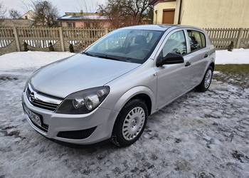 Opel Astra H 1,6 115 KM 2011 rok