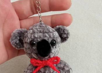 Miś koala wykonany na szydełku brelok, maskotka