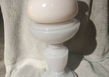 Szklana lampa naftowa