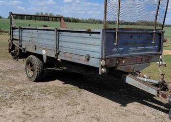 Rozrzutnik obornika w oryginale czarna białostocka Rozrzutnik jednoosiowy