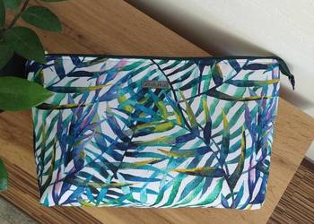 Duża wodoodporna kosmetyczka podróżna- Rękodzieło