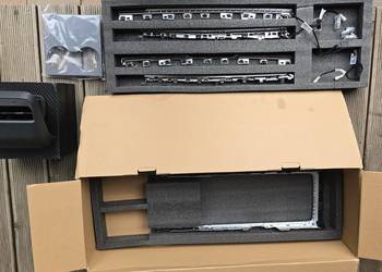 Tesla Model 3 2021 zestaw listew konsoli nawiew lampki wnętrza OEM