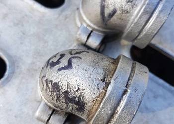 Bing.Króciec gaźnika traktorka Dezamet RJS Mesko
