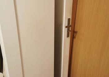 2 sztuki drzwi wewnętrzne biale, uzywane.