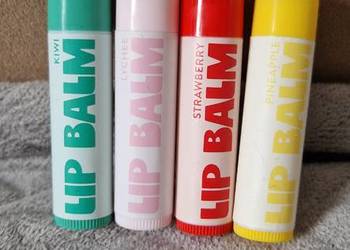 szminka ochronna do ust pomadka zestaw 4szt