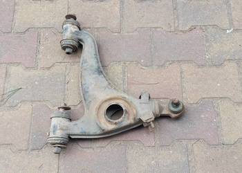 Wahacz lewy przód mercedes w124