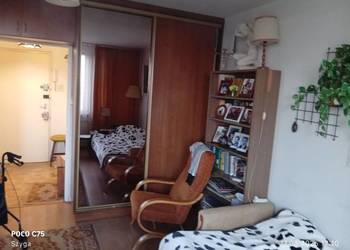 Sprzedam kawalerkę Warszawa Saska Kępa 28 M2 umeblowana 7 p winda w9 p