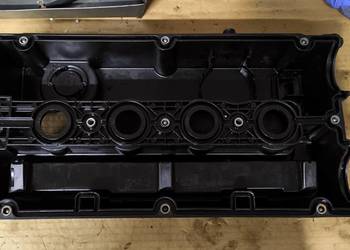 Pokrywa zaworów z odmą silnika Z16XEP Astra H * Meriva * Vectra C -55556284