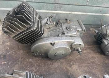 Simson s 50 silniki 5 sztuk plus części