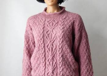 wełniany sweter ręcznie robiony hand made pudrowy róż 36-40