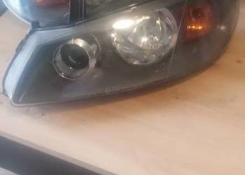 Prawie nowe reflektory Nissan Almera N16