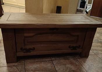 Skrzynia dębowa, ciężka, zachowana w oryginale