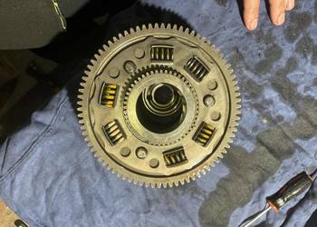 ZEWNĘTRZNY KOSZ SPRZĘGŁOWY FZS 600