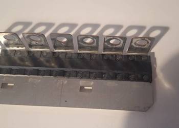 68368852AA JEEP JL WRANGLER OEM MOPAR SKRZYNKA BEZPIECZNIKÓW 68368852AA JEEP JL WRANGLER OEM MOPAR SKRZYNKA BEZPIECZNIKÓW