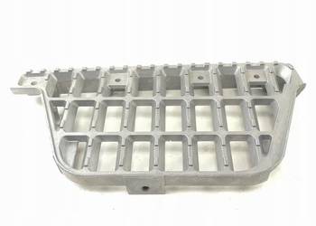 STOPIEŃ KABINY ISUZU NKR/NPR NOWY ORYGINAŁ 8978920711 STOPIEŃ KABINY ISUZU NKR/NPR NOWY ORYGINAŁ 8978920711