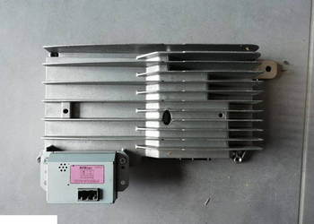 HONDA LEGEND KB1 WZMACNIACZ BOSE