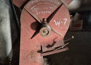 Sprzedam śrutownik bijakowy żerków wraz z śilnikiem 7kw