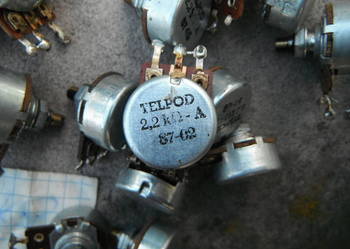 Potencjometr obrotowy 2,2 kohm A Telpod.