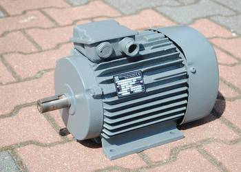 Silnik elektryczny dwubiegowy 1.5/1.9kw. 1410/2860obr./min. Vem