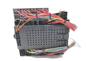 SKRZYNKA BEZPIECZNIKÓW VOLVO S60 I 8688153 Sedan/Limuzyna 00-10 2.4 16