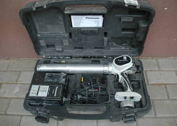 Pistolet do silikonów