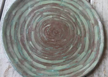 Talerz ceramiczny ręcznie wykonany. Talerz ceramiczny ręcznie wykonany.
