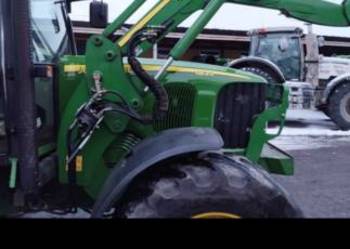 Ładowacz czołowy John deere