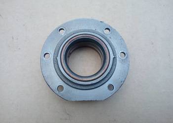 Panewka Wału Tylna Fiat 126p Panewka Wału Tylna Fiat 126p