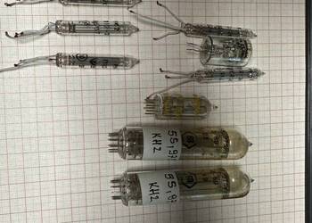 Rezonatory Kwarcowe w ilości 9 szt. (Z321)