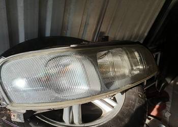 Lampy przód Volvo S60