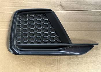 KRATKA ZDERZAKA PRAWA AUDI A1 82A II 82A807682E