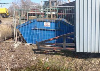 Kontener wannowy na odpady