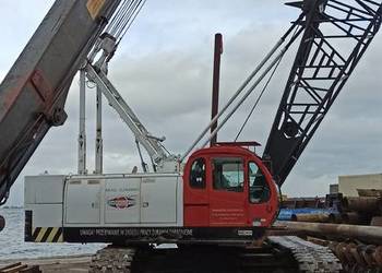 Syndyk sprzeda dźwig gąsienicowy KOBELCO BM700