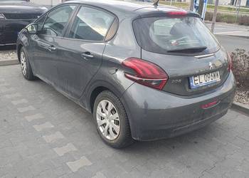 Peugot 208