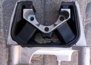 Poduszka silnika AUDI a4