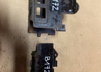 Suzuki GSX 250 E obudowa mocowanie akumulatora B172